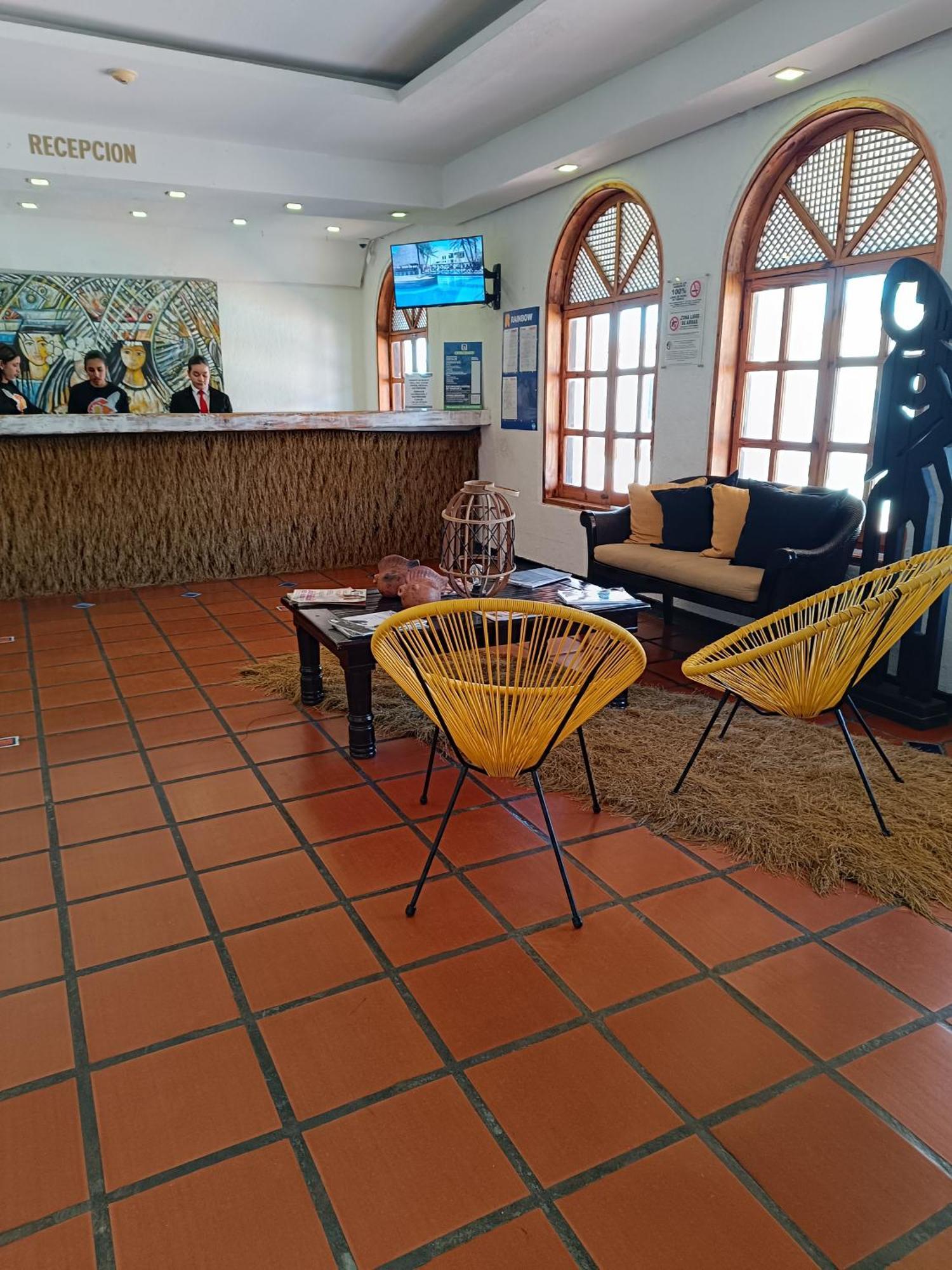Hotel Margarita Village Porlamar Buitenkant foto